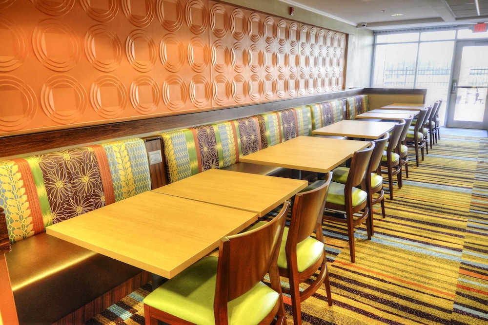 Fairfield Inn Suites By Marriott Princeton 43/46