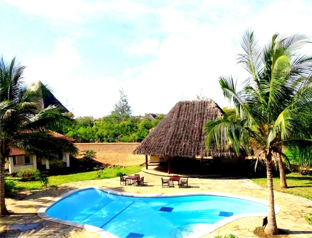 Doric Cottages Diani 44/50