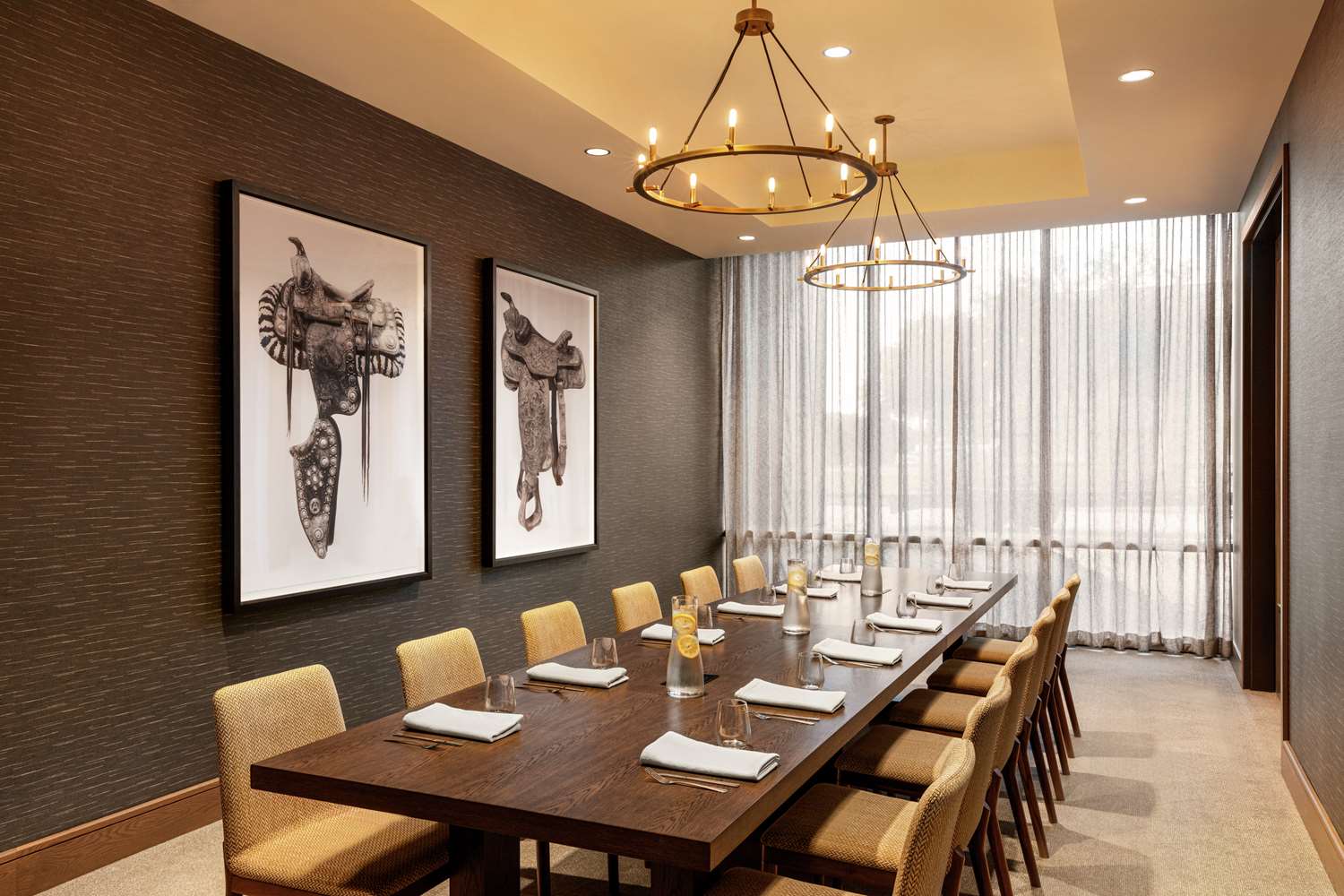 DoubleTree by Hilton Abilene Downtown Convention Center 48/56