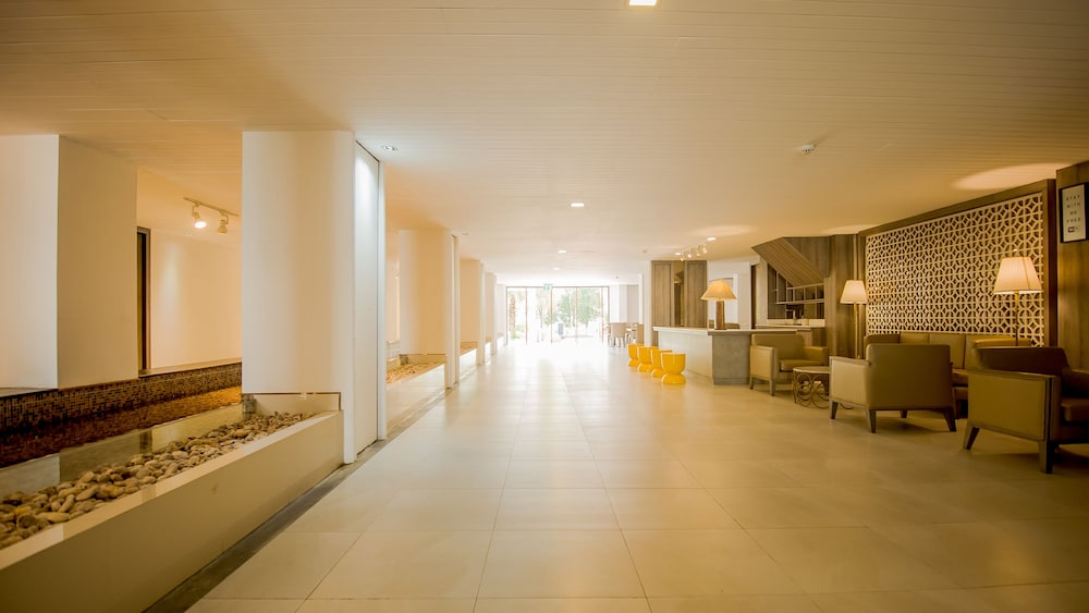 B2 Riverside Premier Hotel 19/22