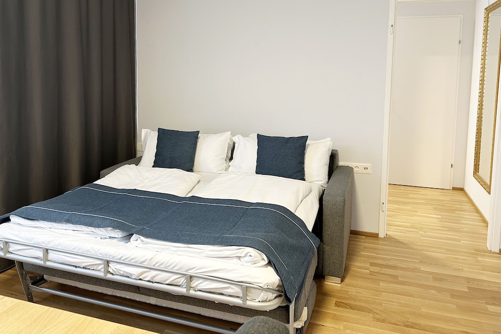 PREMIUM, FAMILY, KING BED, SOFA, TERRACE