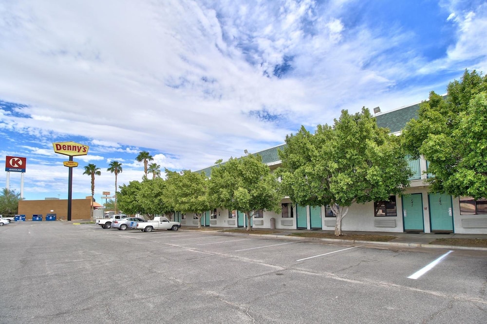 Motel6 Yuma, AZ - East 58/66