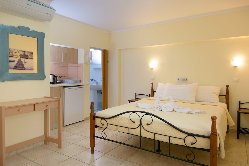 Ammoudara Beach Hotel Apartments 20/67