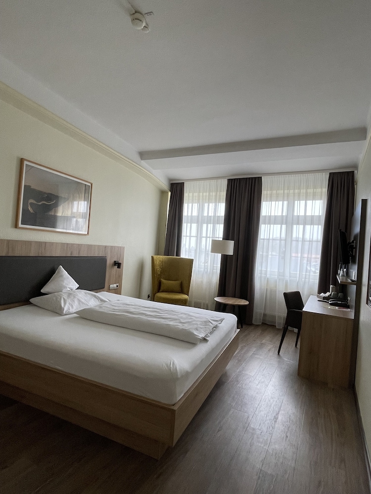 Hotel Niedersaechsischer Hof 17/75