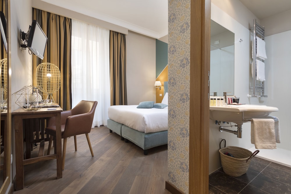 Boutique Hotel Galatea 32/78