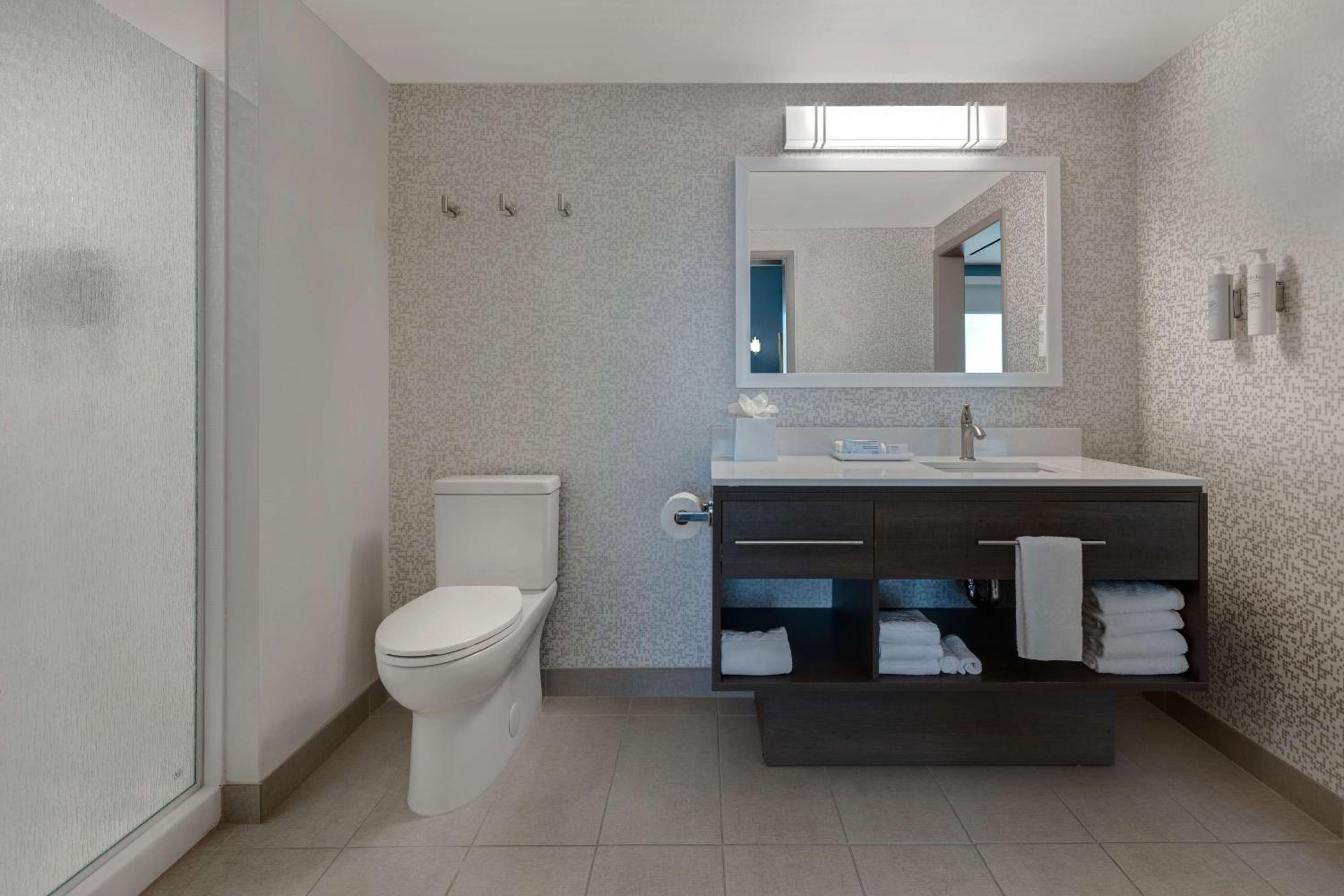 جناح بسرير كينج بغرفة نوم واحدة مع أريكة، Home2 Suites by Hilton Las Vegas I-215 Curve 4/5