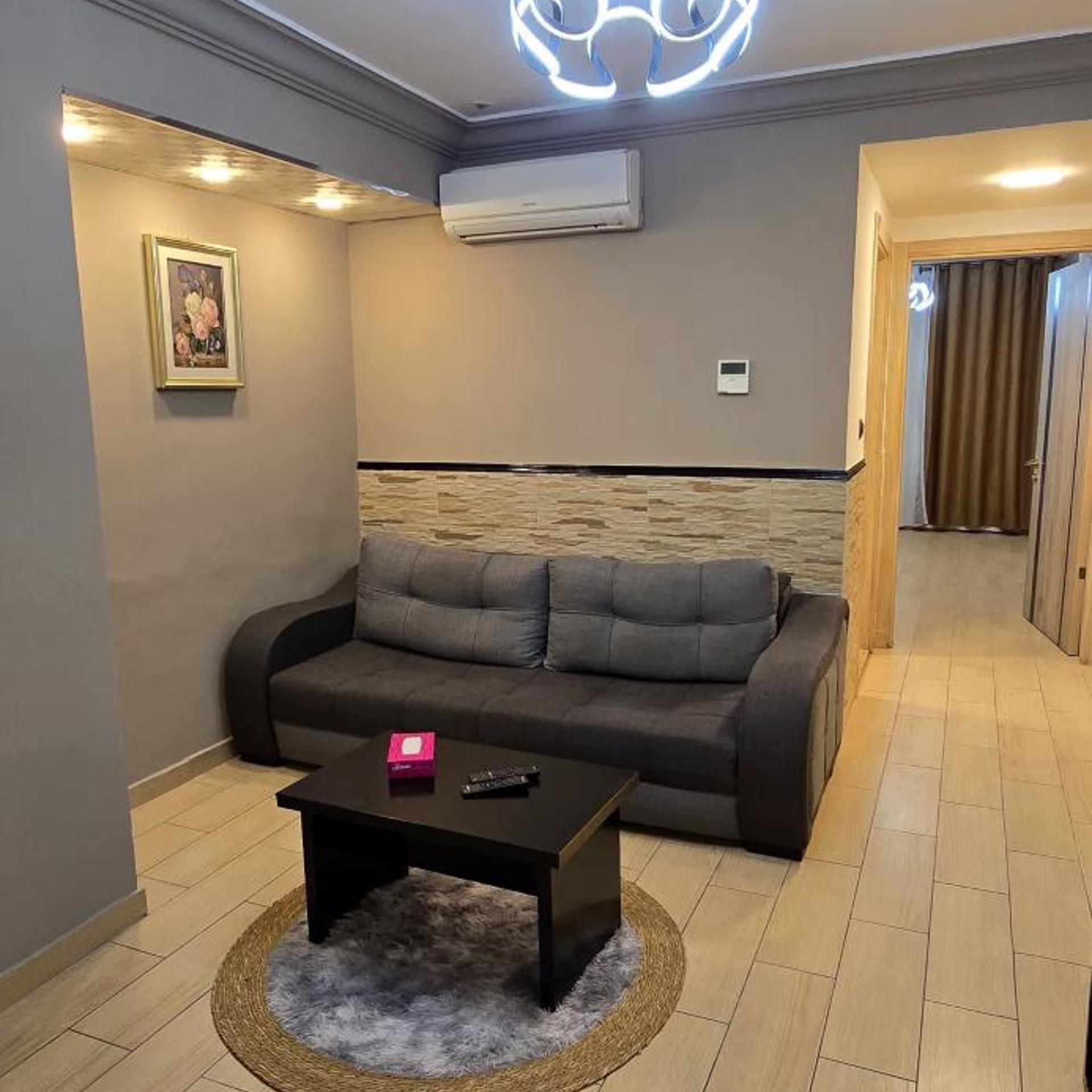 Balcony Hotel and Suites 31/49