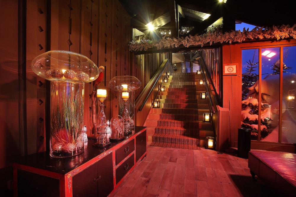 ALPES HOTEL PRALONG 60/69