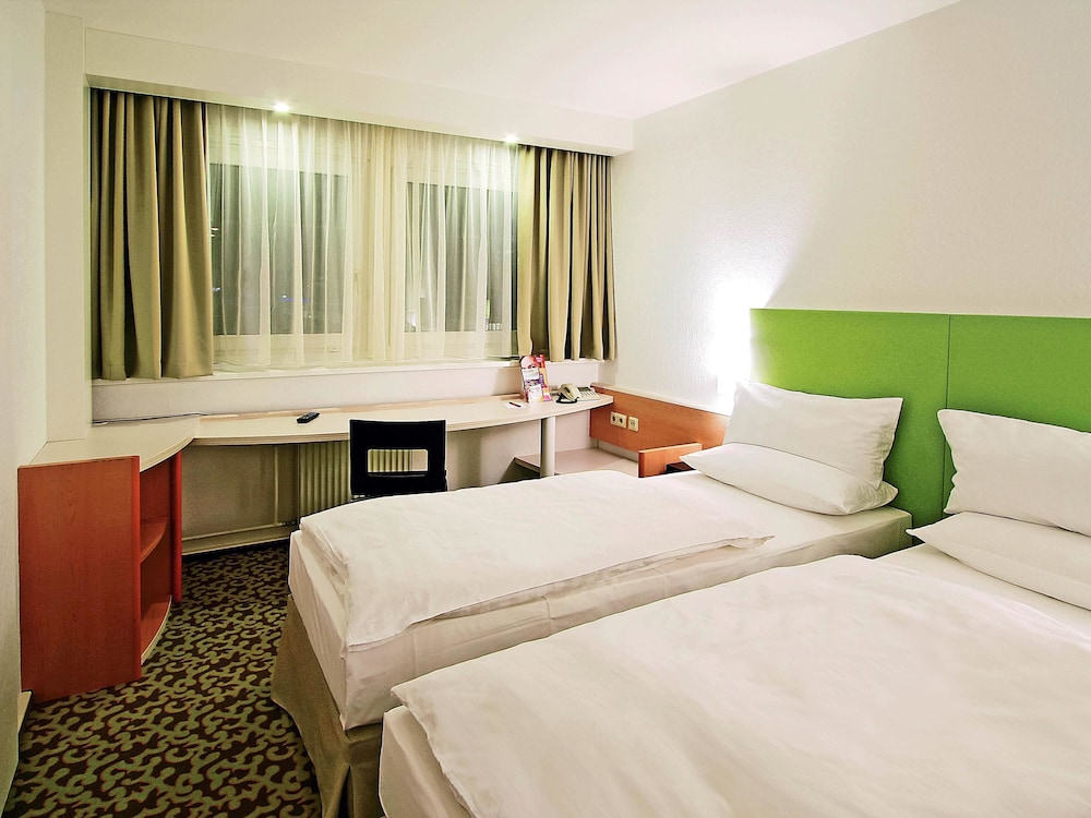 STANDARD, TWIN BEDS