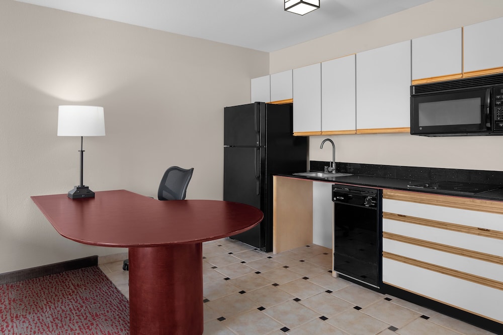 Larkspur Landing Bellevue - An All-Suite Hotel 33/36
