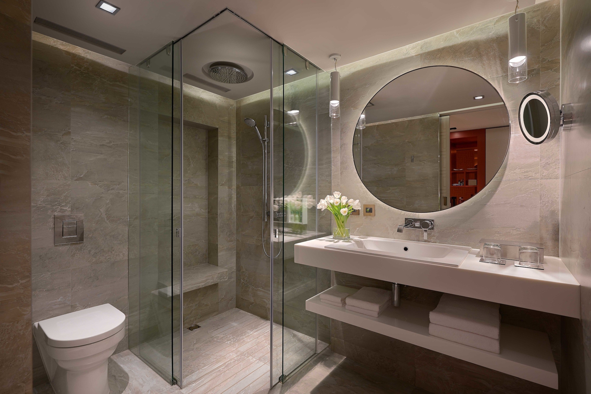 Diplomat, Suite, King Bed