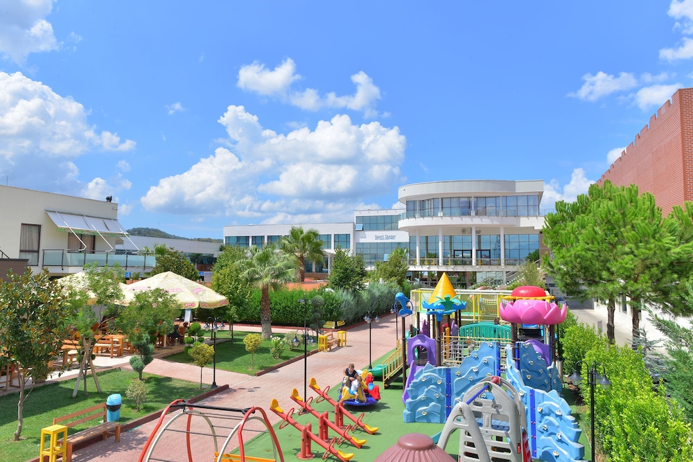 Te Stela Resort 56/67