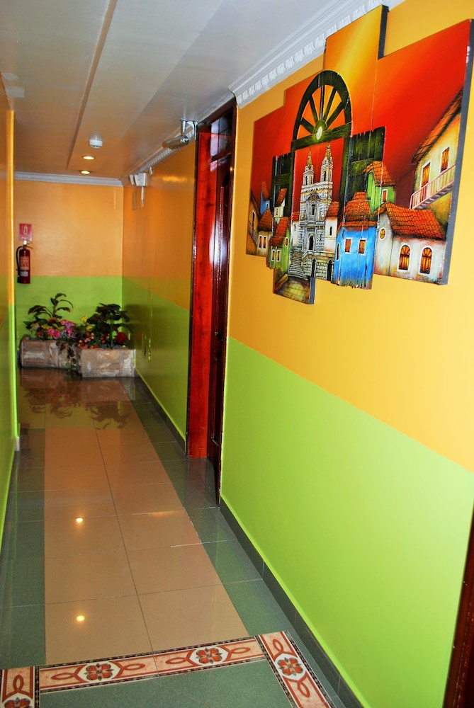 Hotel Gran Quitumbe 68/70