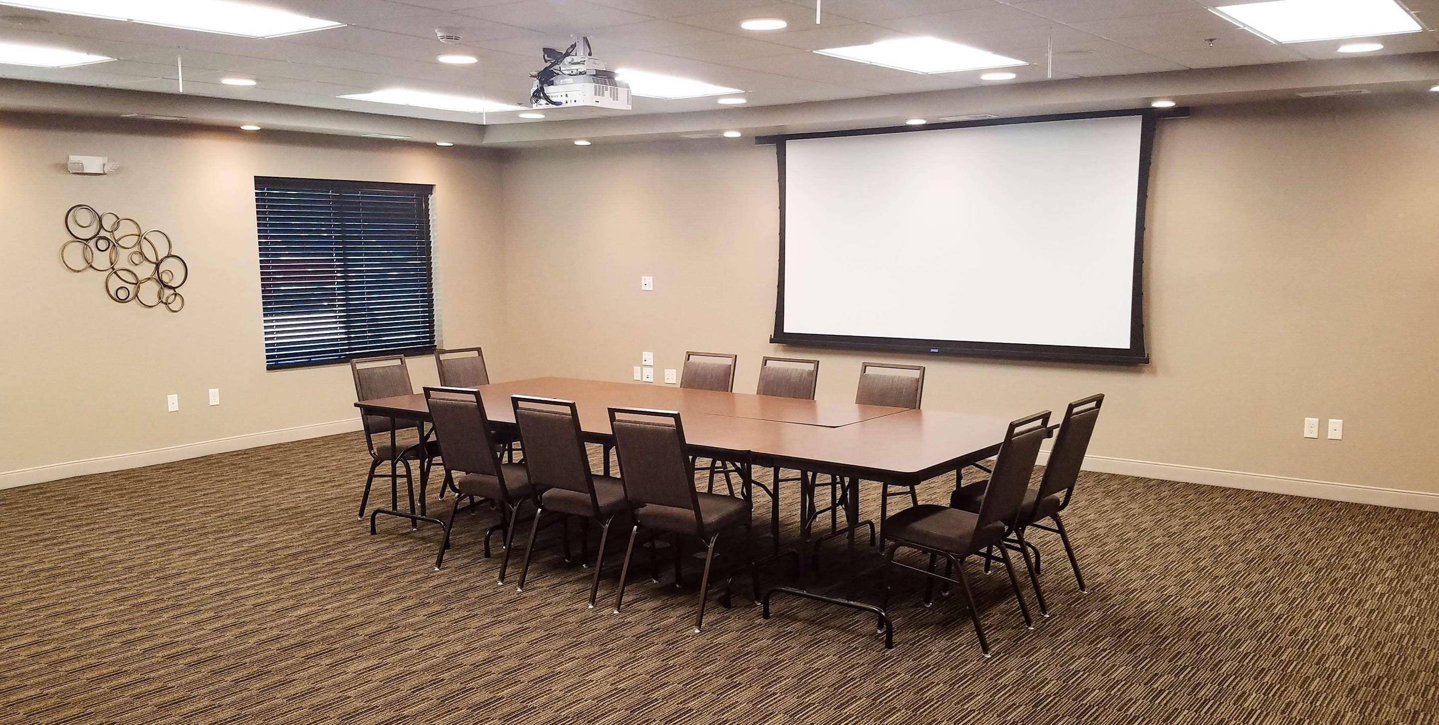 Country Inn and Suites by Radisson St Cloud West MN 6/9