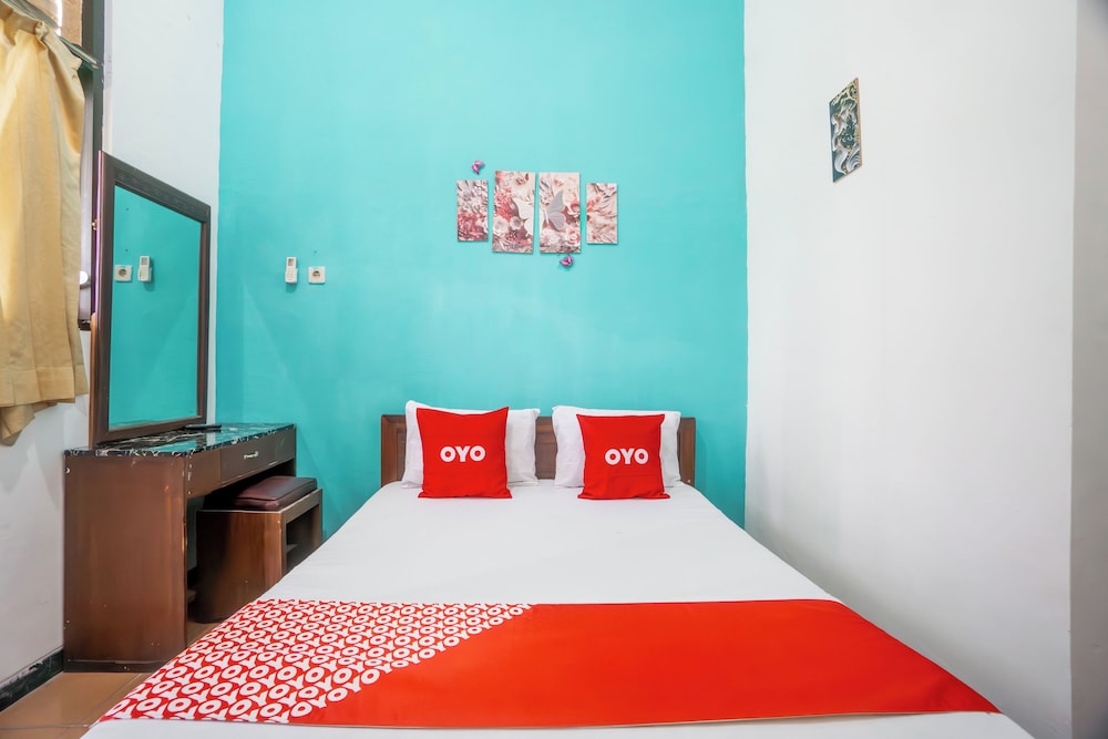 Hotel O Central Madiun Near Stasiun Kota Madiun 26/36