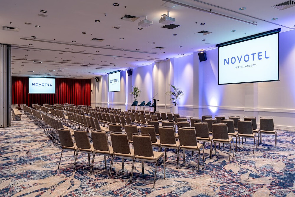 Novotel Perth Langley 62/68