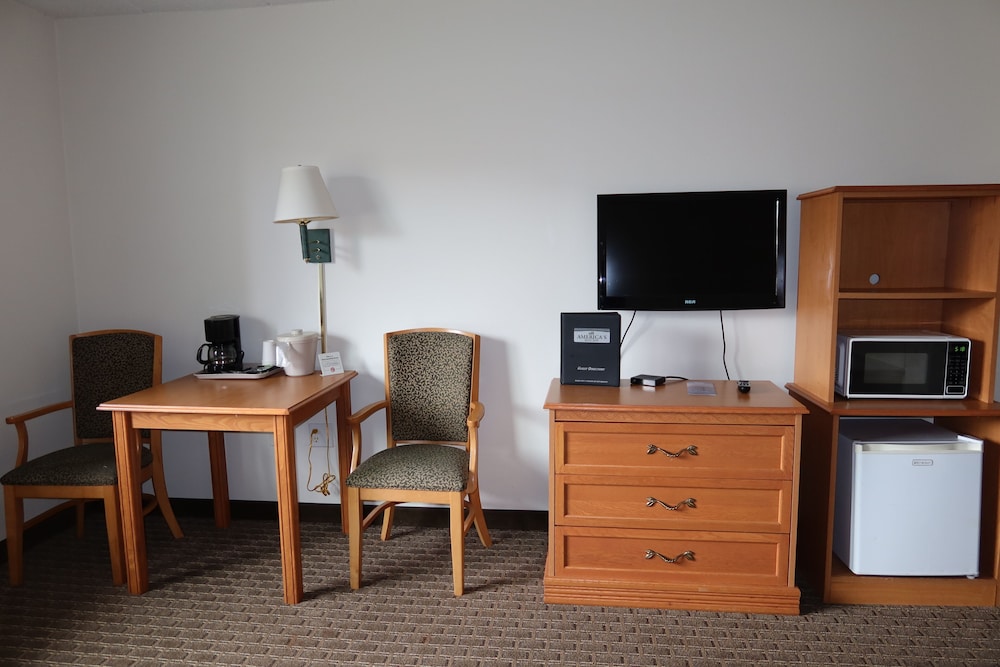 Americas Best Value Inn Annandale 49/57