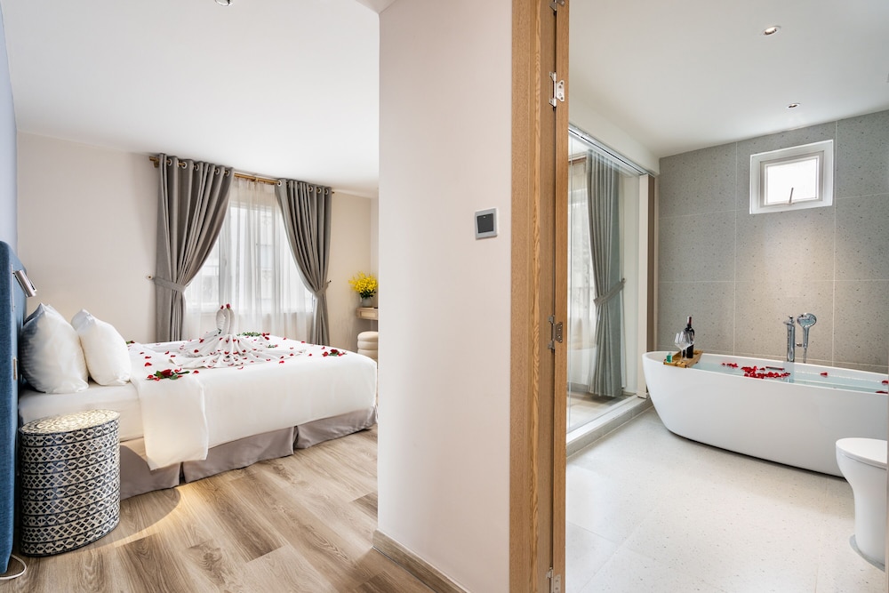 Jovia Hotel 27/49