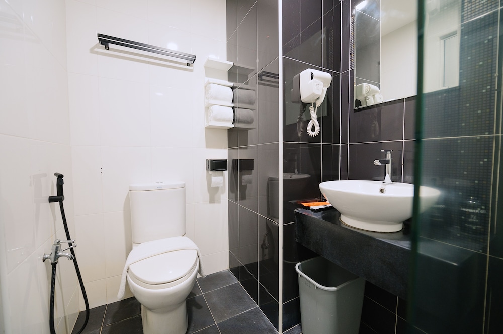 Link Boutique Hotel 17/19