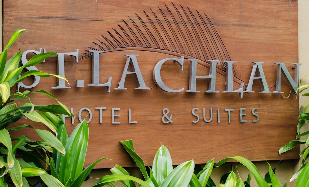 ST. LACHLAN HOTEL AND SUITES 62/64