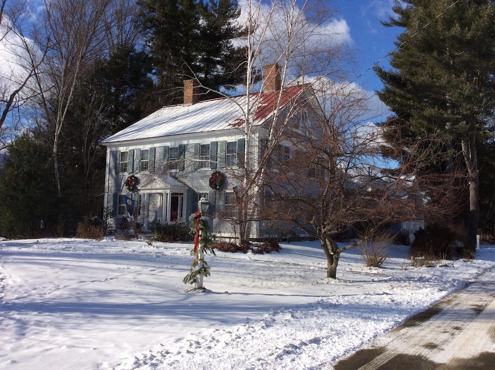Centennial House 44/50