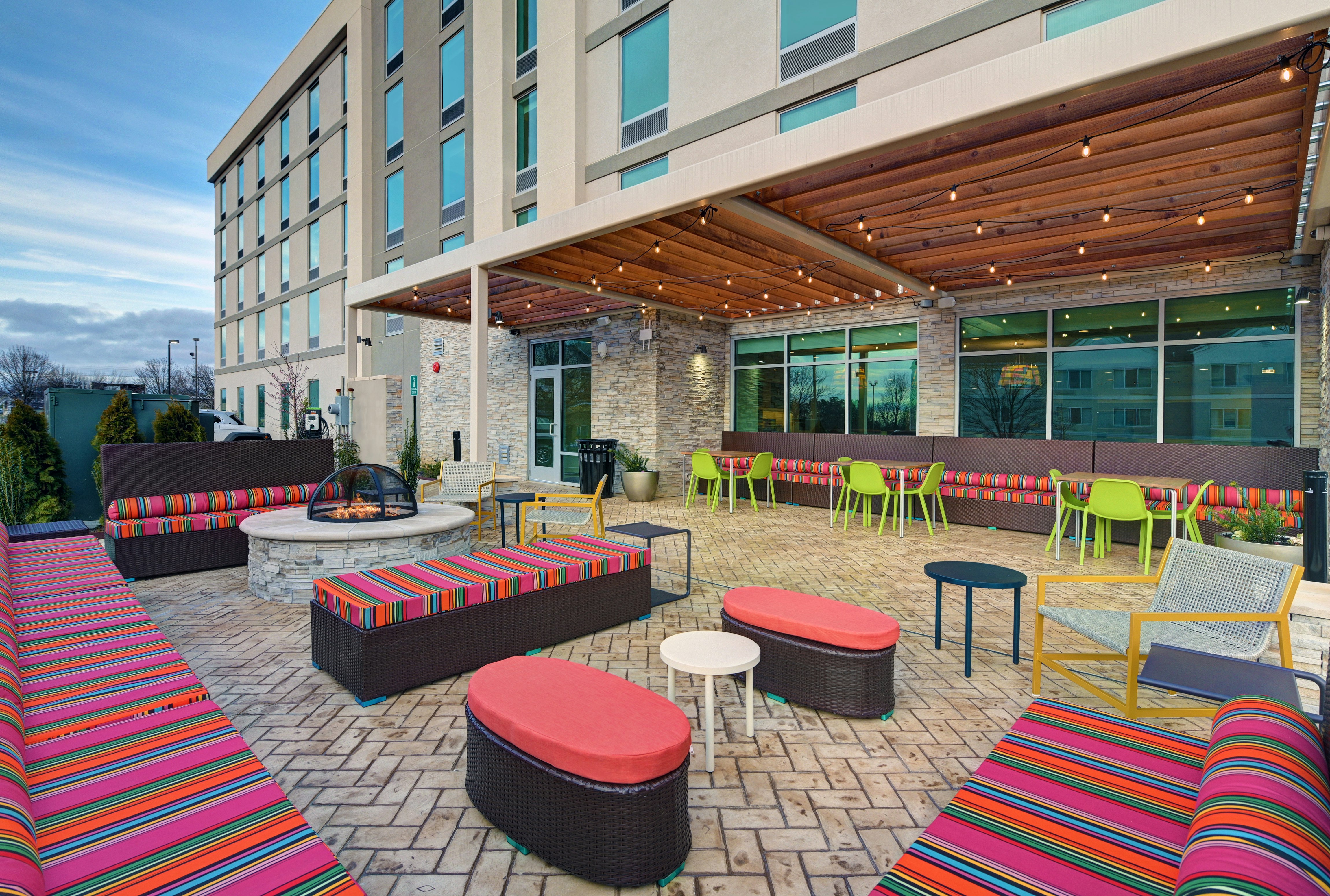 Home2 Suites by Hilton Memphis Wolfchase Galleria 16/18