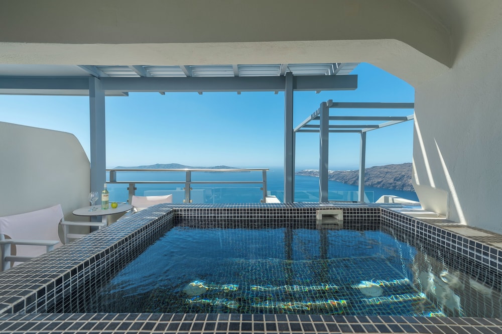 Gizis Cliffside Suites 31/50