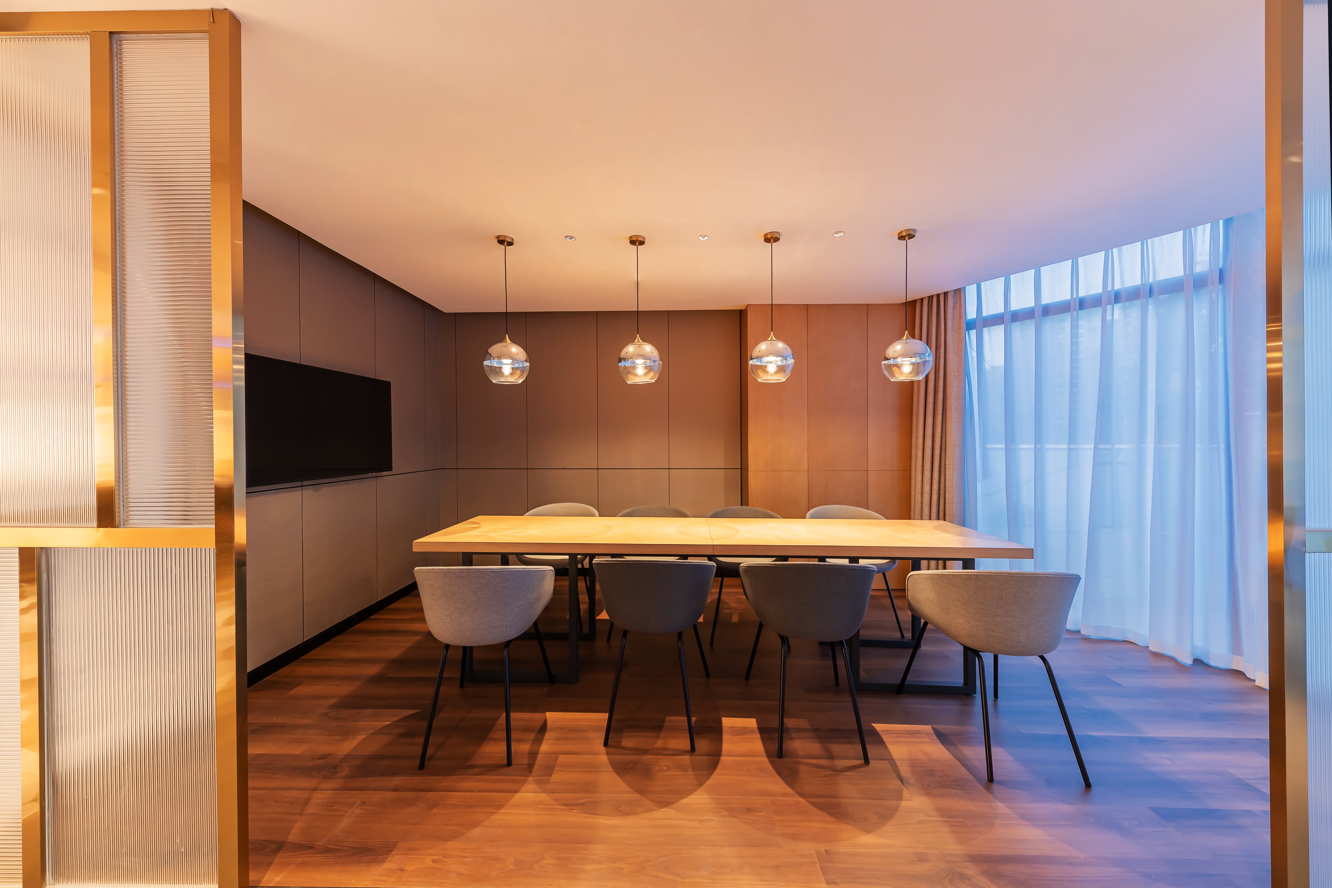 Holiday Inn Express Yichang Riverside 72/81