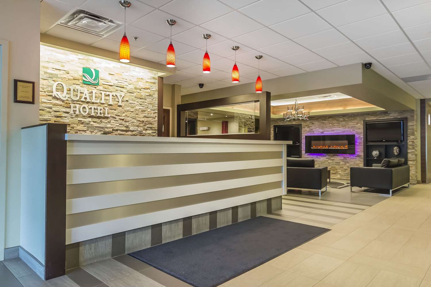 Quality Hotel & Conference Centre Campbellton 2/13