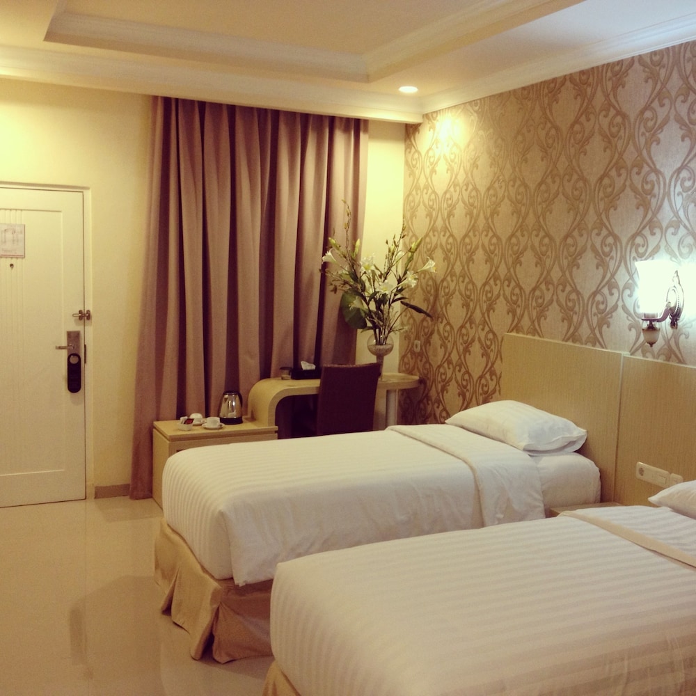 Ramayana Hotel 17/34