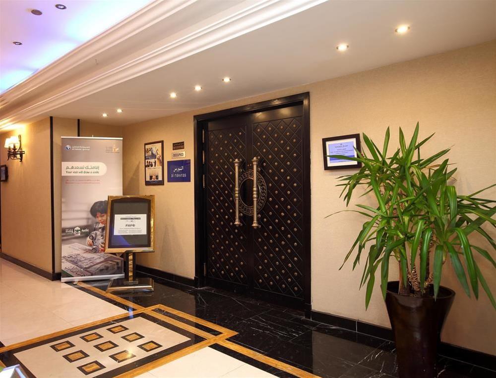 فندق مينا الجبيل سابقا جولدن توليب(Razana Hotel Al Jubail) 6/60