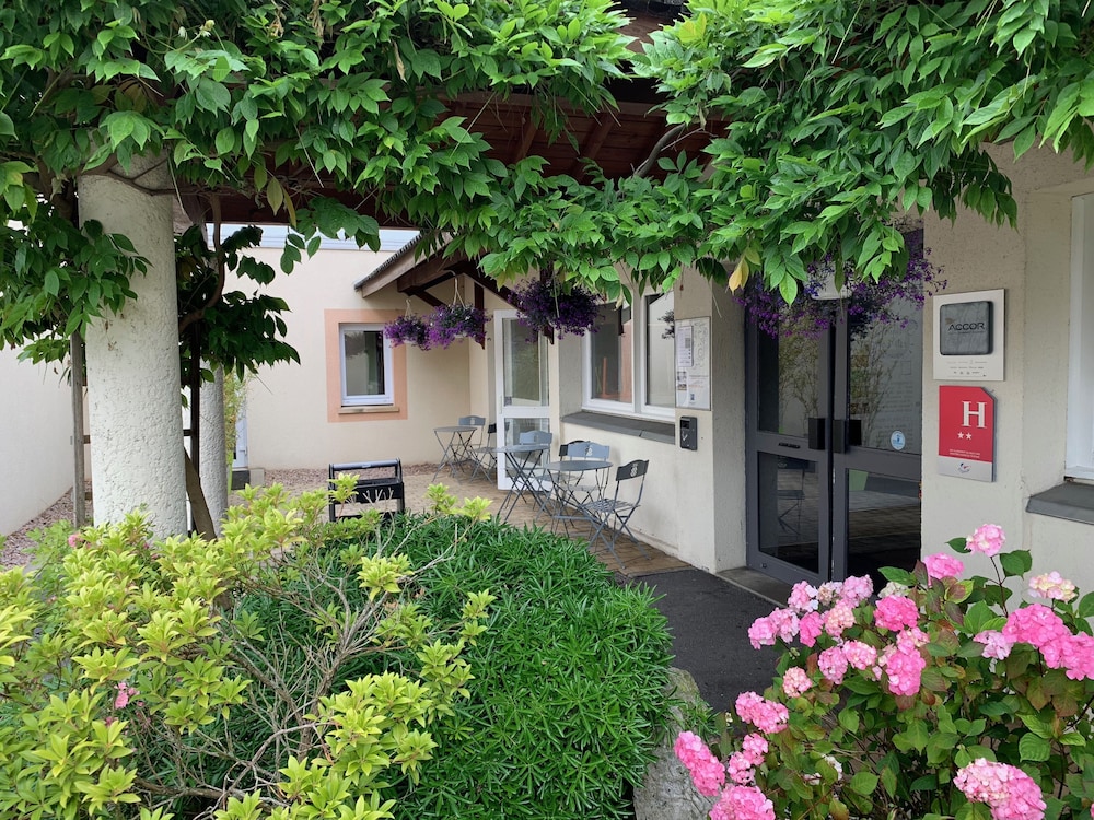 Ibis Budget Lisieux 63/73