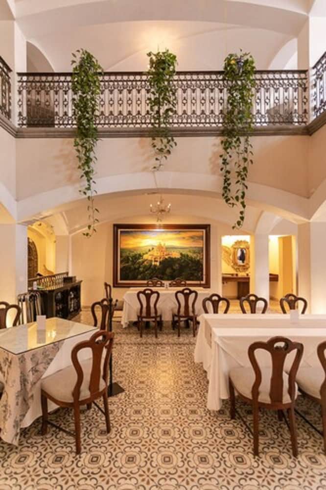 Casona Maria 50/70