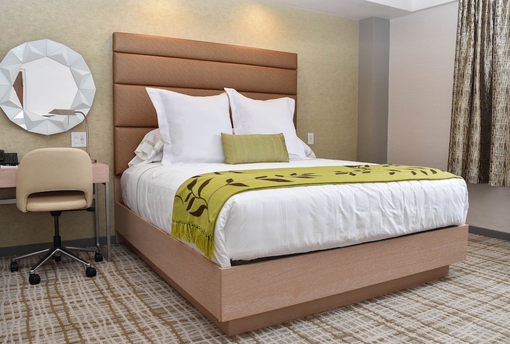 The Fredonia Hotel and Convention Center 12/30