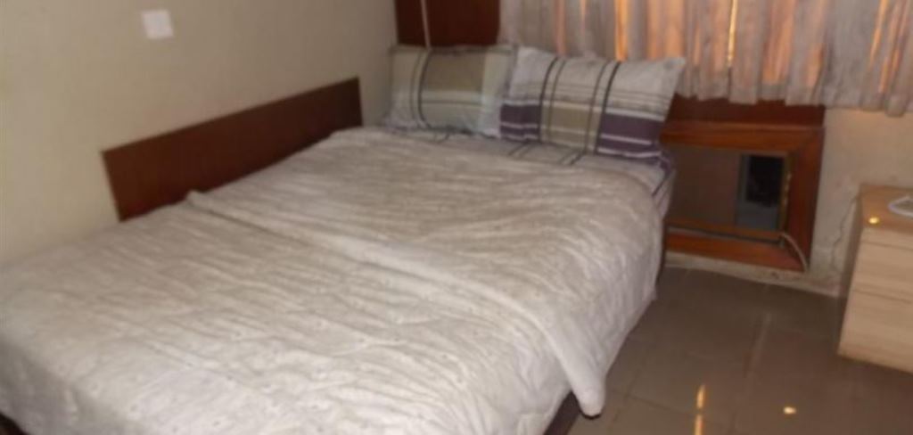 Samelot Hotel 3/10