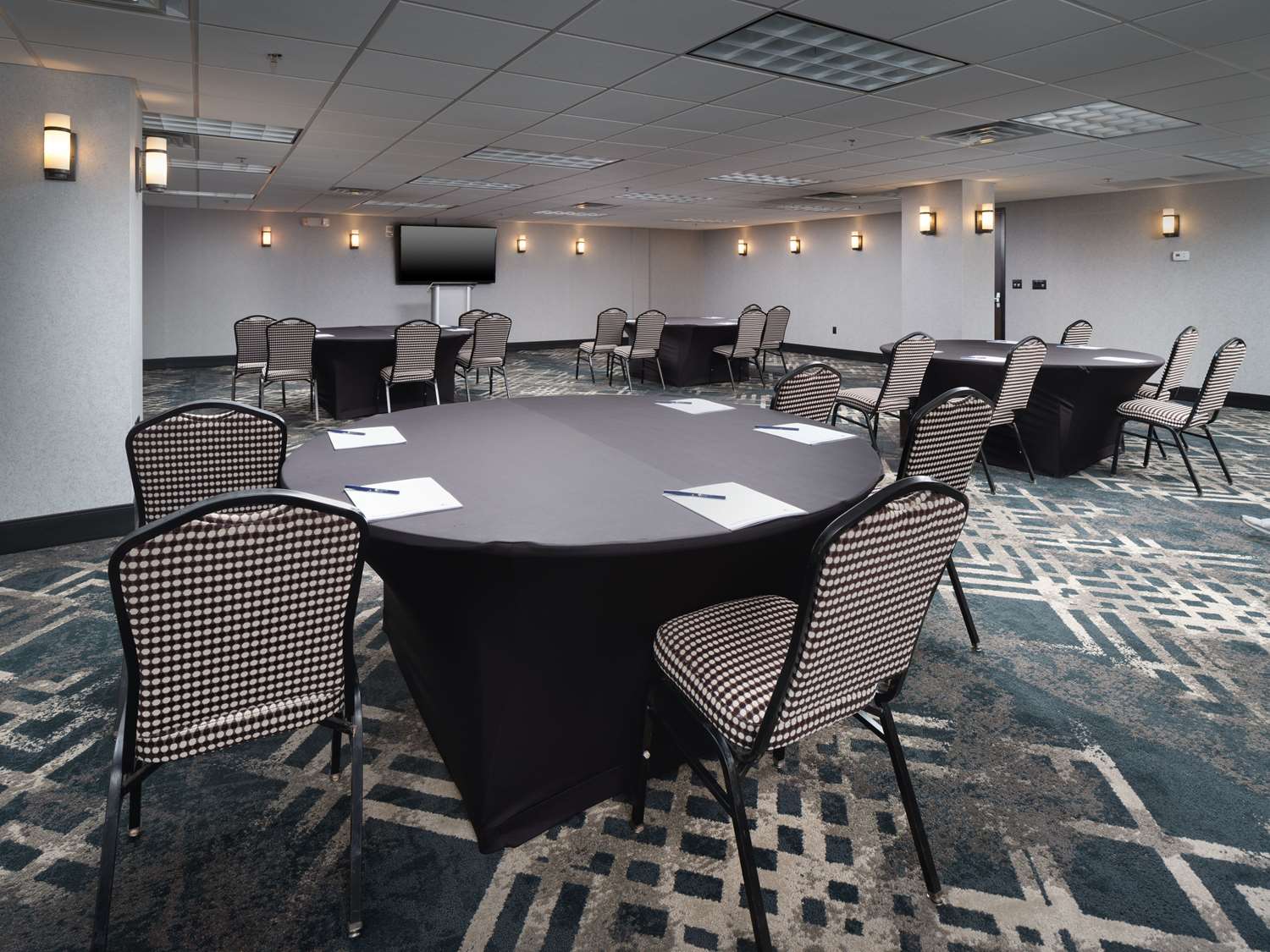DoubleTree by Hilton Hotel Chattanooga Downtown 23/29