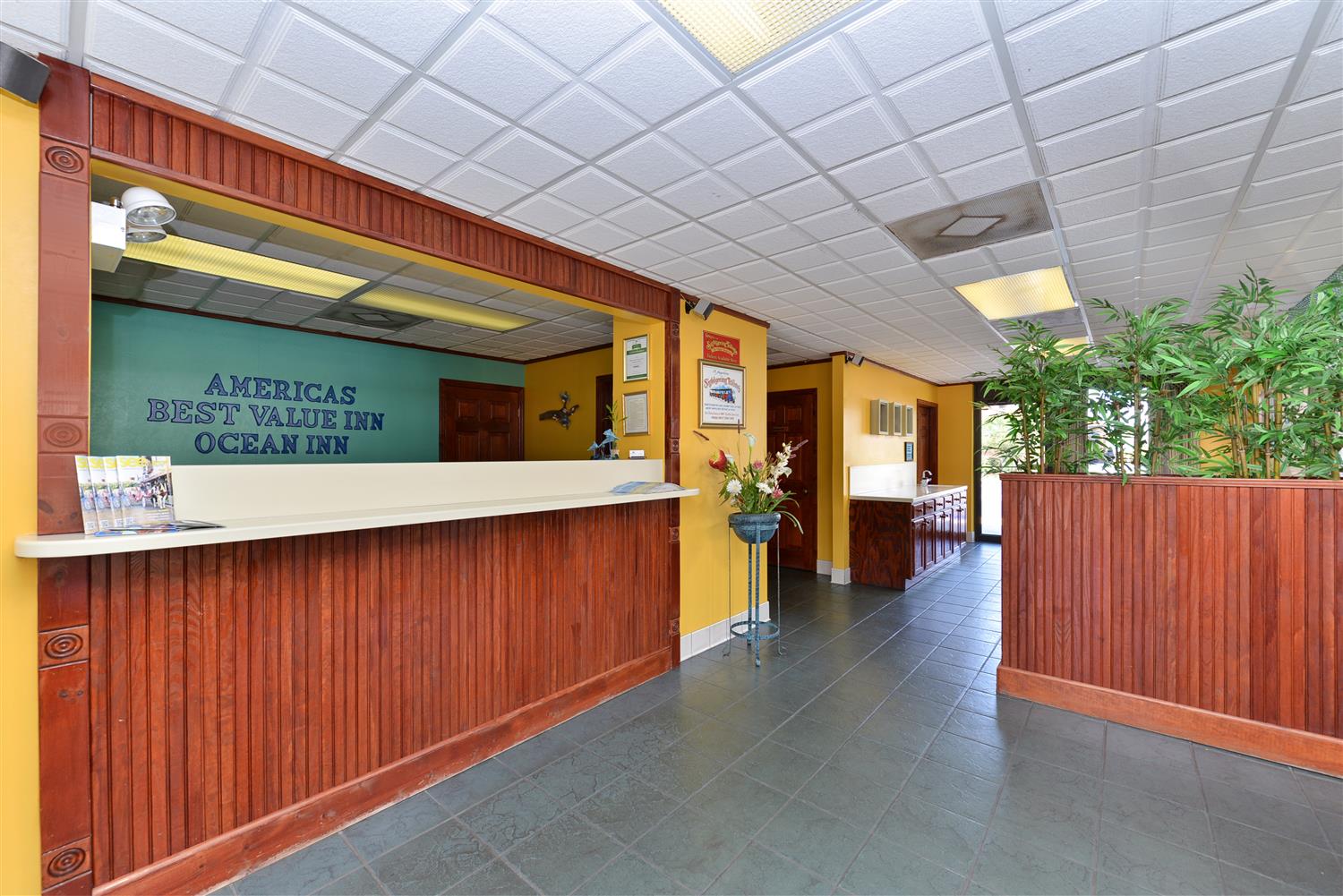 Americas Best Value Inn - Ocean Inn 11/27