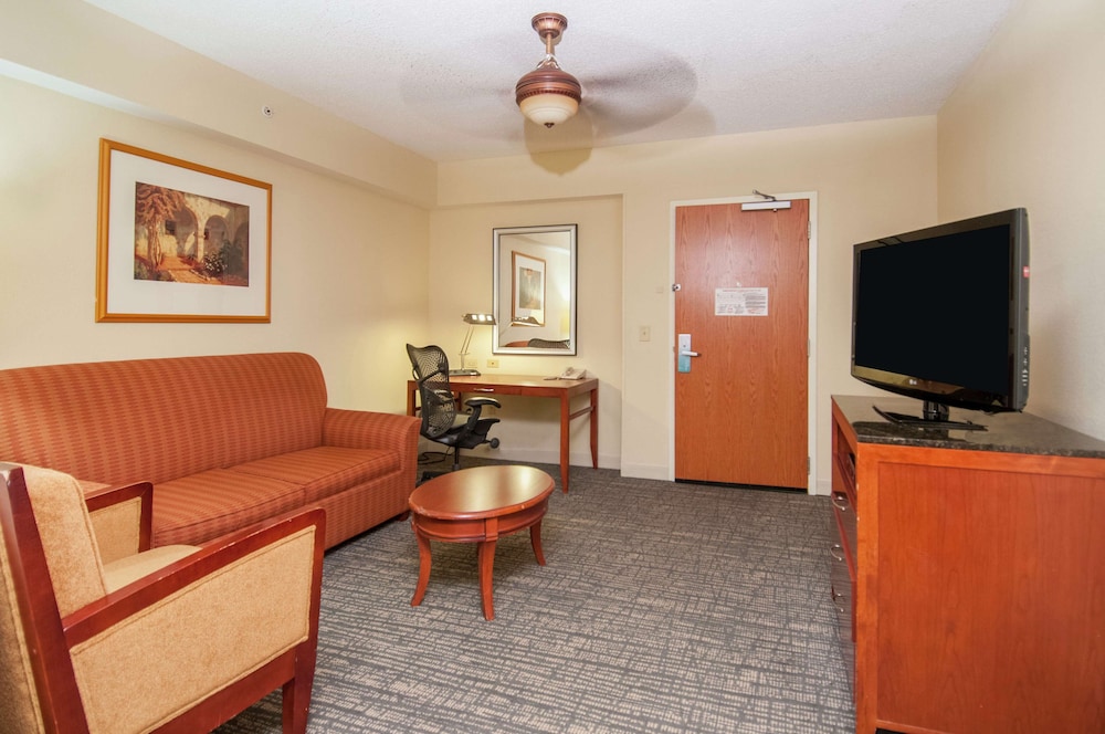 Hilton Garden Inn Jackson Pearl 24/37