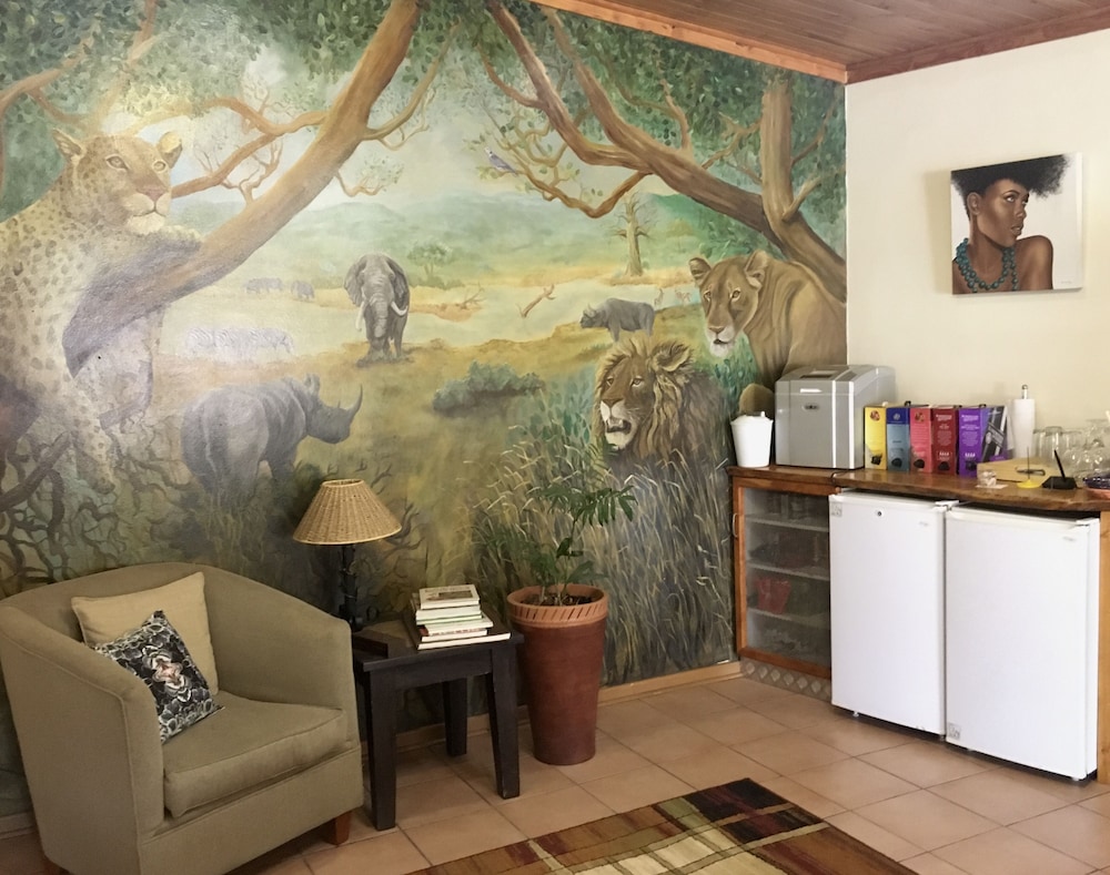 Clubview Guest House 2/40