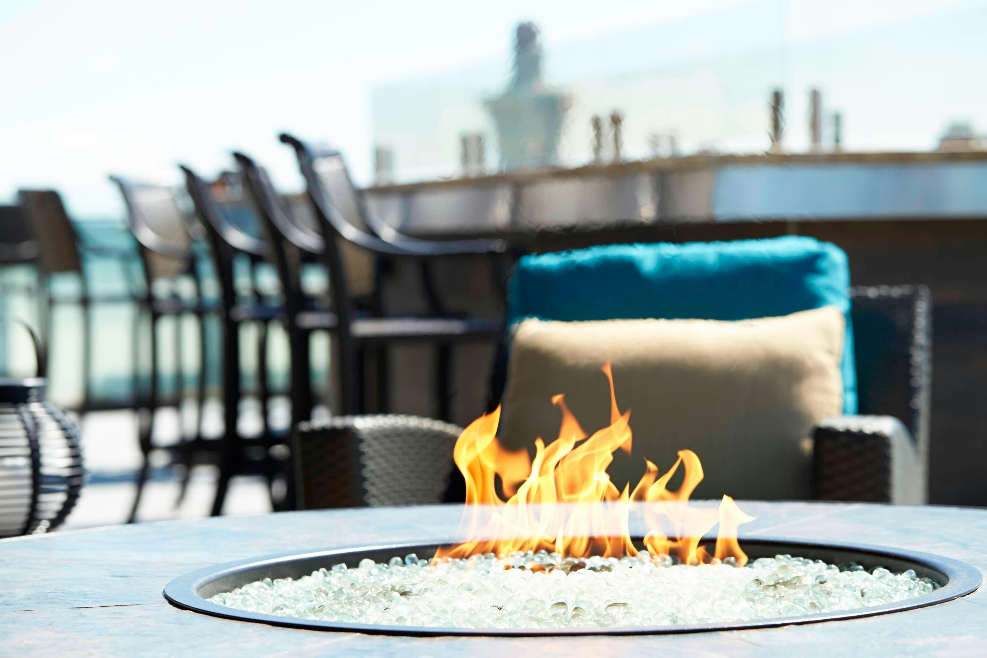 Residence Inn by Marriott Cincinnati Downtown/The Phelps 17/24