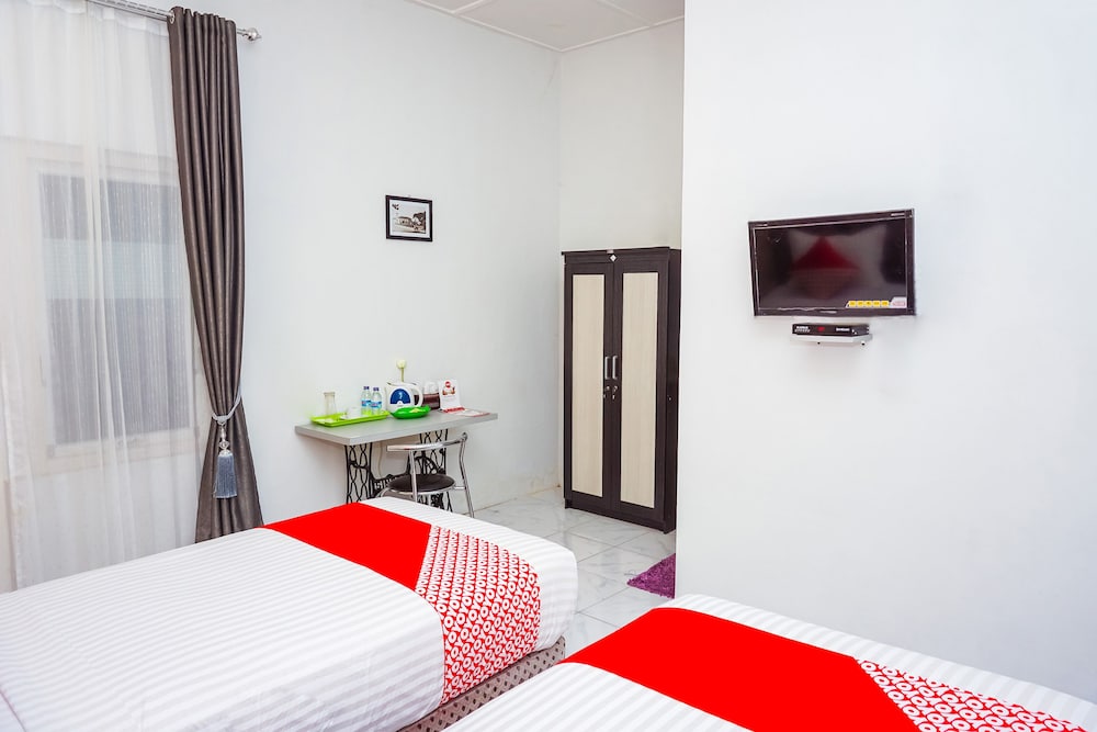 Hotel O Jalan Jenderal Sudirman Near Imam Bonjol Square Formerly Nelvi Guest House 10/50