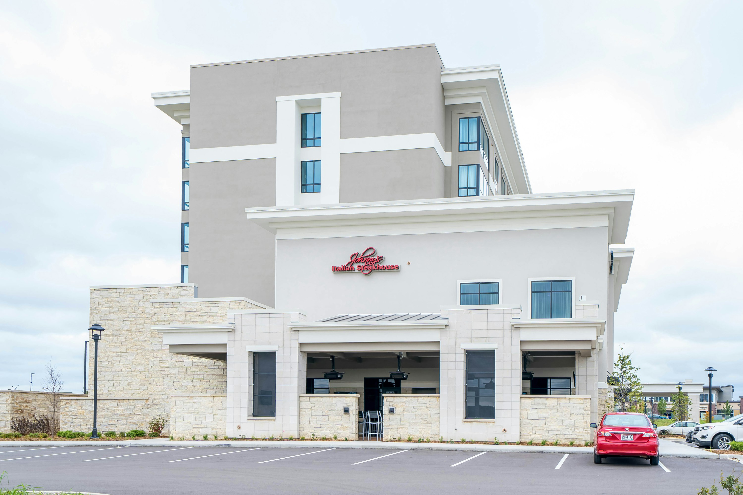 Hilton Garden Inn Madison Sun Prairie 50/50