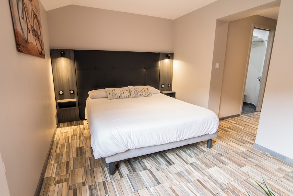 Hotel Balladins Foix 22/60