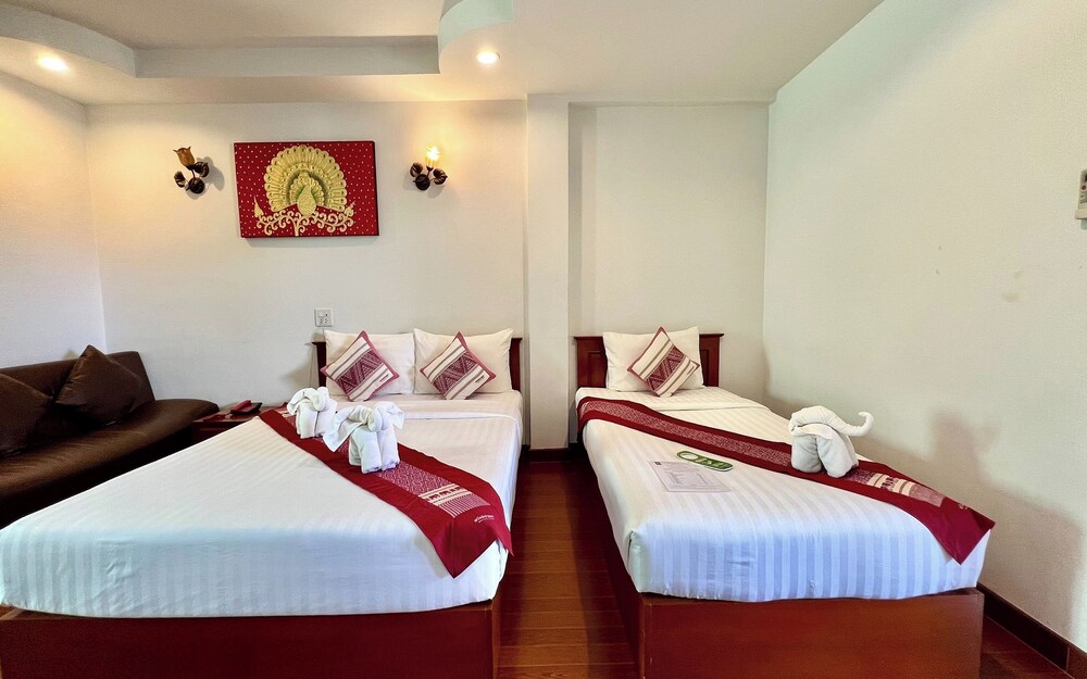 Sawadeelanna Hotel 10/63