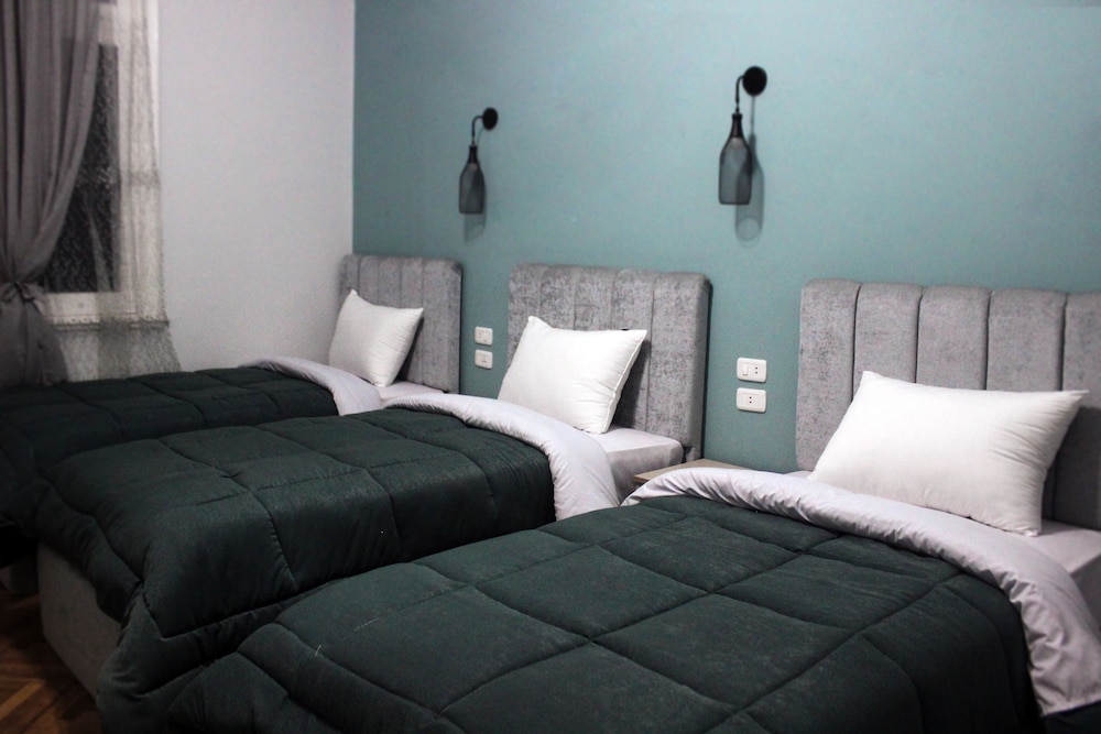 Cheers hostel Cairo 16/39
