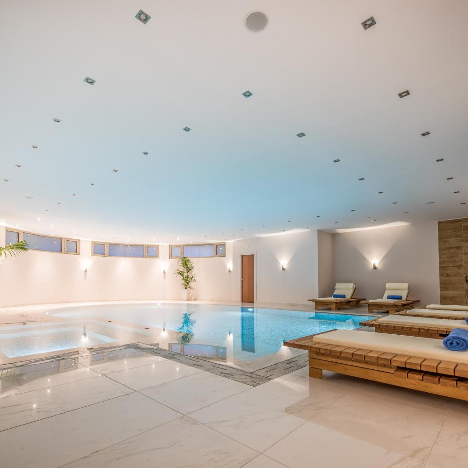 Azure Resort Spa 33/51