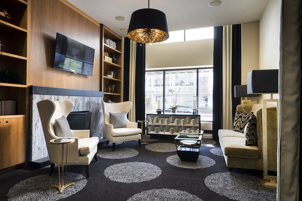 Colcord Hotel Oklahoma City, Curio Collection by Hilton 36/62