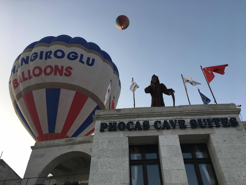 Phocas Cave Suites 6/71