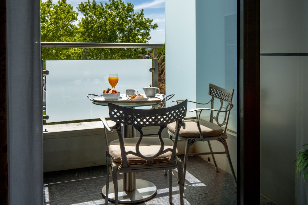 Gran Hotel Attica 21 Las Rozas Formerly Gran Hotel Las Rozas 55/70