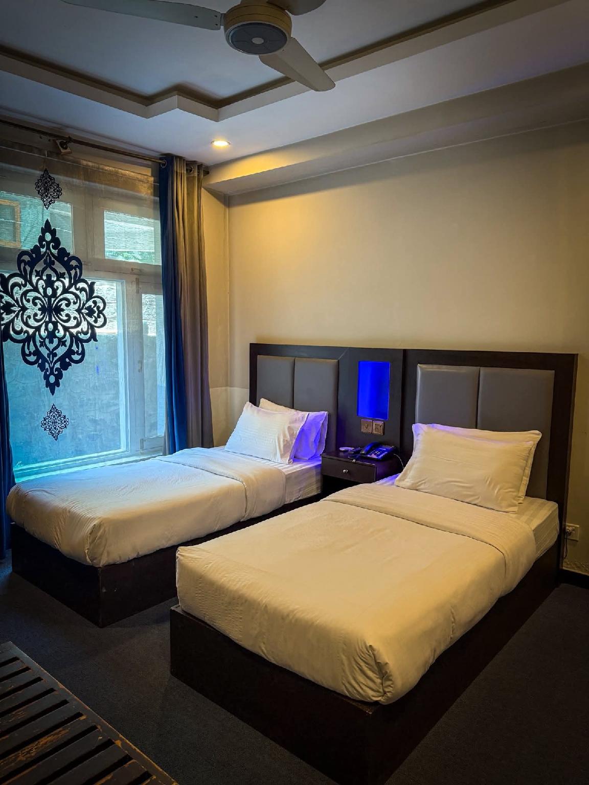 Kallisto Hotel Gilgit 12/32